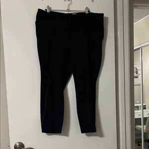 Black Cropped Pants for Women